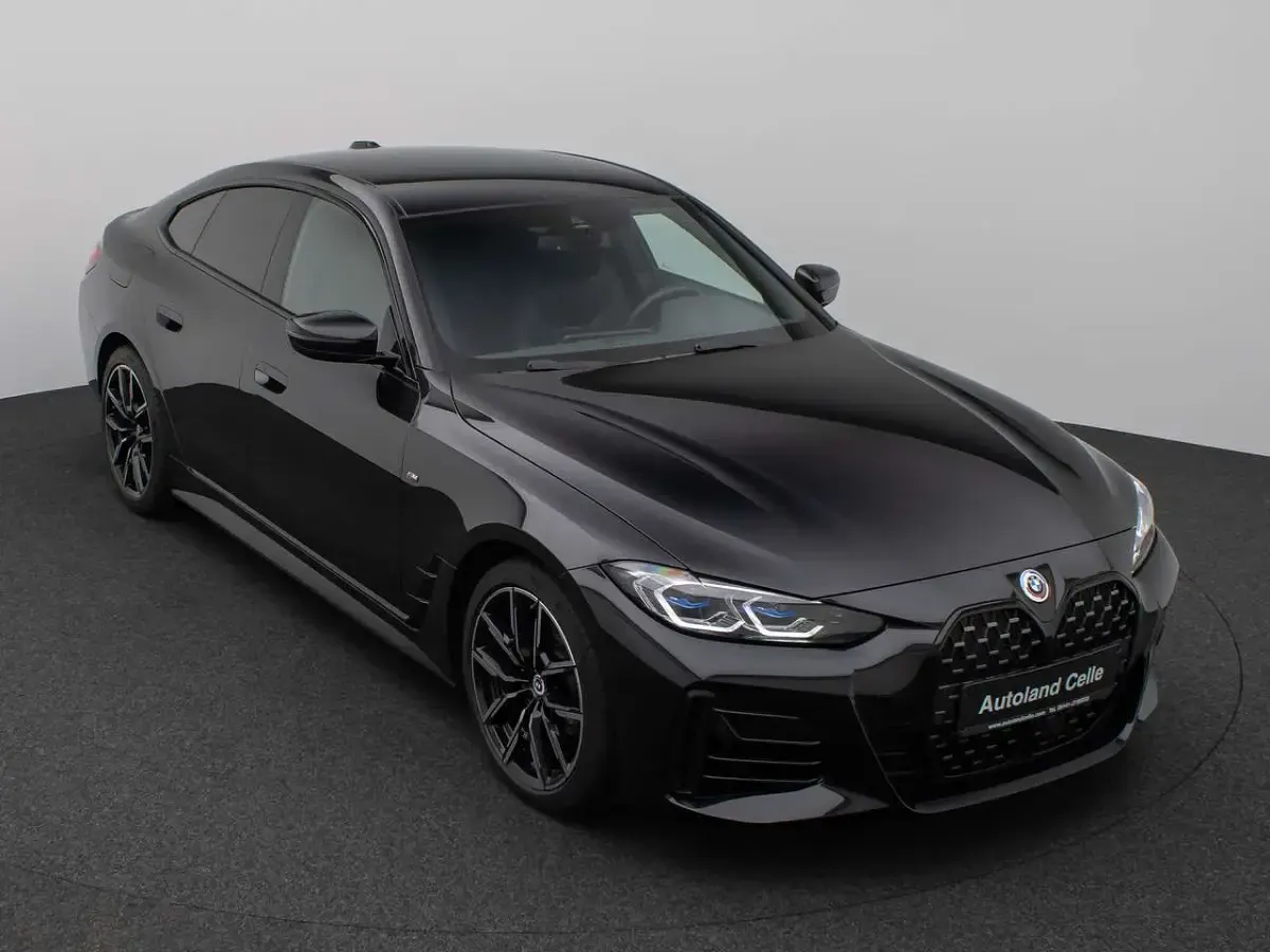 Gebraucht BMW 420 Coupé M Sport 190 PS (139 kW) 2023 Saphirschwarz metallic475 Coupé