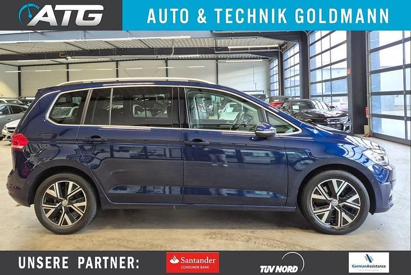 Andere Gebraucht 2020 VW Touran Highline Van / Kleinbus | 26.950 € (Fairer Preis) - Bild 1/4