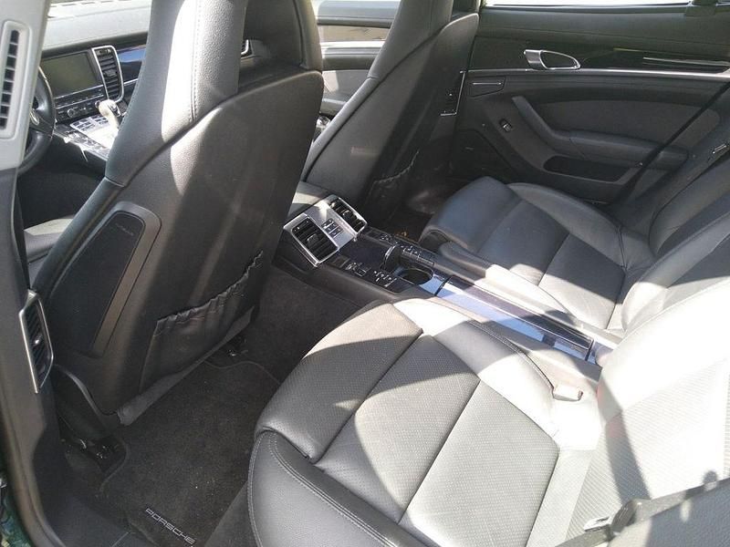 Grün Gebraucht 2010 Porsche Panamera 4 Limousine | 17.800 € (Fairer Preis) - Bild 1/4