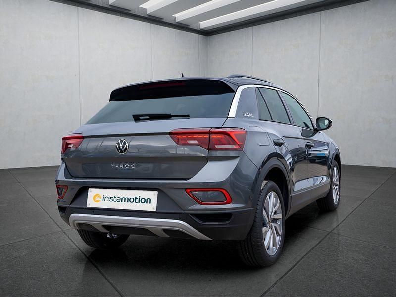 Gebraucht VW T-Roc 150 PS (110 kW) 2025 Grau SUV