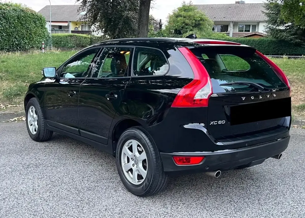Gebraucht Volvo XC60 205 PS (150 kW) 2011 Schwarz SUV