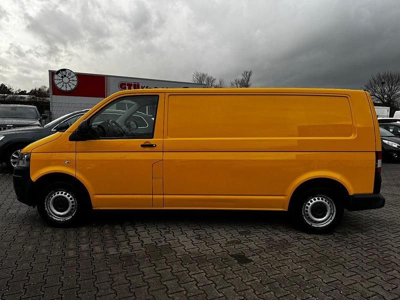 Gebraucht VW Transporter 140 PS (102 kW) 2015 Gold Van