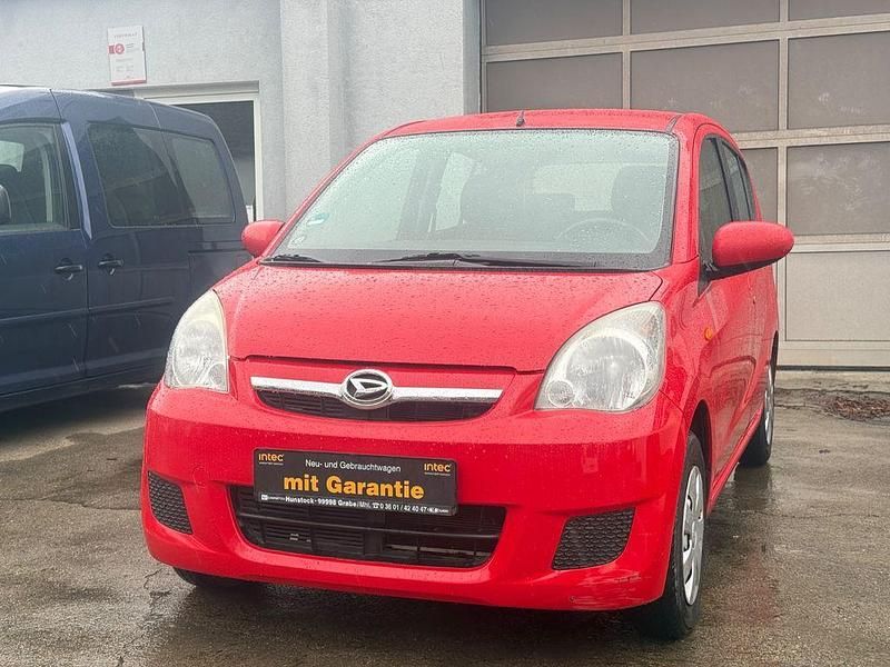 Gebraucht Daihatsu Cuore Plus 58 PS (42 kW) 2007 Rot Kleinwagen