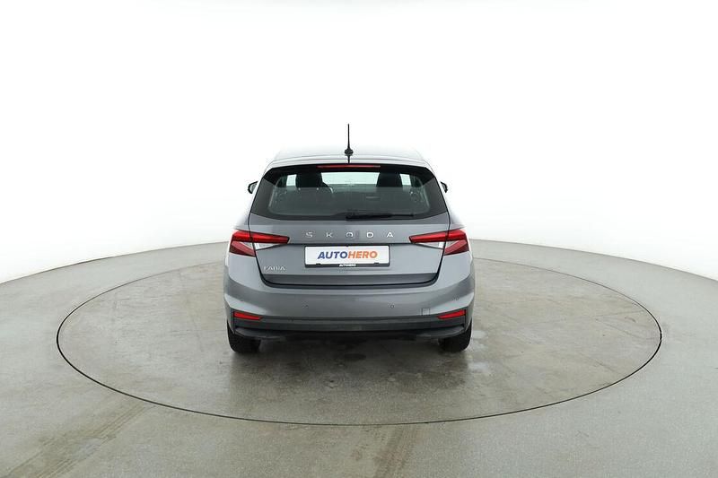 Gebraucht Skoda Fabia Selection 2025 Grau Limousine