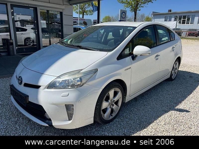 Second-hand Toyota Prius Executive 99 CP (72 kW) 2012 Alb Berlinǎ