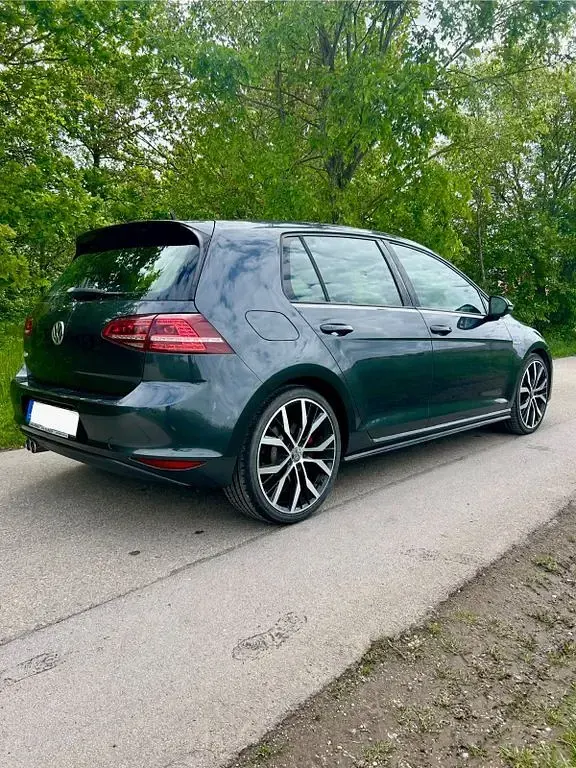 Gebraucht VW Golf VII GTD 184 PS (135 kW) 2015 Grau Limousine