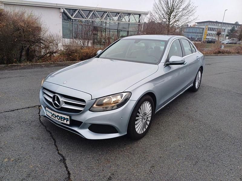 Silber Gebraucht 2016 Mercedes C200 Avantgarde Limousine | 18.990 € (Guter Preis) - Bild 1/4