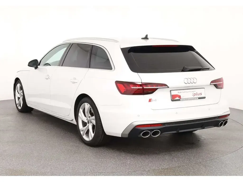Gebraucht Audi S4 Sport 341 PS (250 kW) 2024 Ibisweiß Kombi