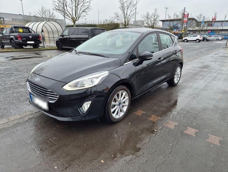 Gebraucht Ford Fiesta 101 PS (74 kW) 2018 Kleinwagen