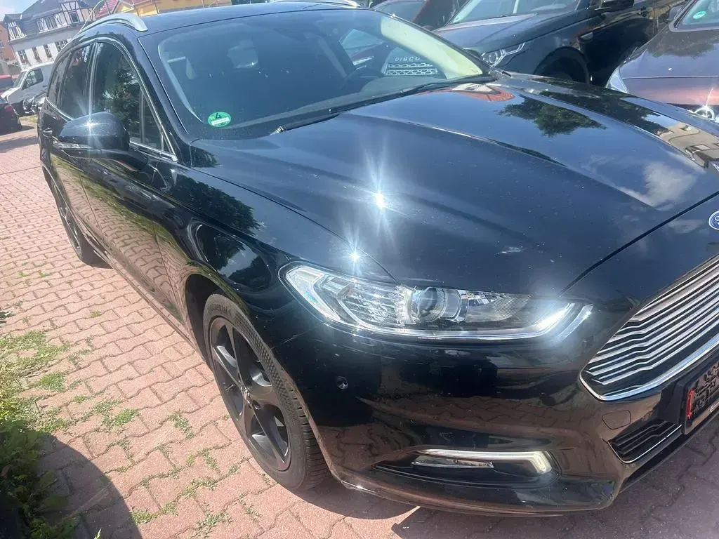 Gebraucht Ford Mondeo 150 PS (110 kW) 2018 Schwarz Limousine
