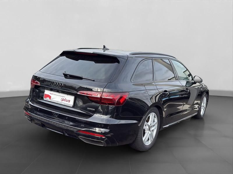 Gebraucht Audi A4 S-Line 204 PS (150 kW) 2025 Schwarz Kombi