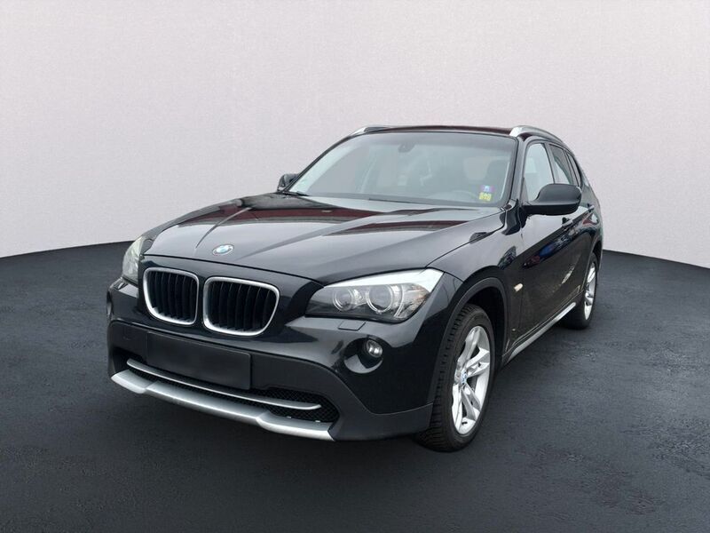 Schwarz Gebraucht 2011 BMW X1 SUV | 6.750 € (Fairer Preis) - Bild 1/4