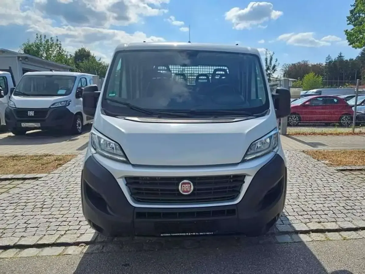 Gebraucht Fiat Ducato 131 PS (96 kW) 2018 Colore esterno Van