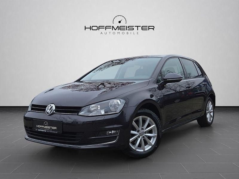 Grau Gebraucht 2015 VW Golf LOUNGE Limousine | 15.470 € (Fairer Preis) - Bild 1/4