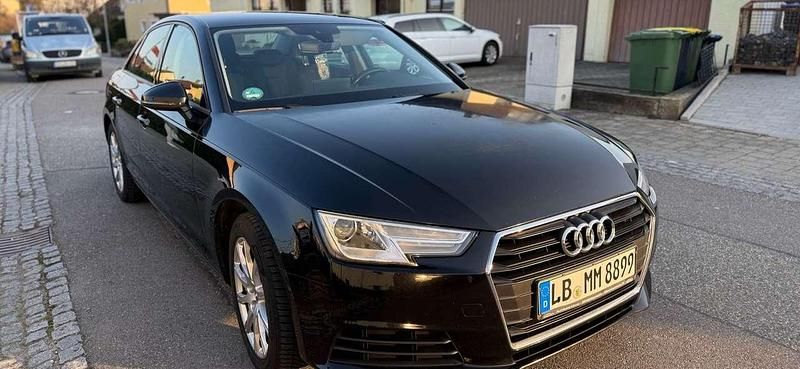 Schwarz Gebraucht 2016 Audi A4 Ambiente Limousine | 11.950 € (Guter Preis) - Bild 1/4