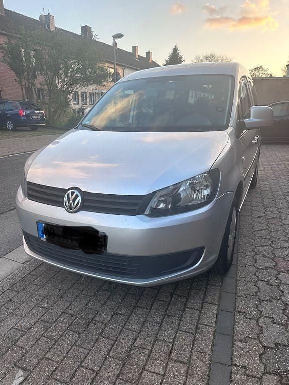 Gebraucht VW Caddy Highline 102 PS (75 kW) 2013 Grau Van / Kleinbus