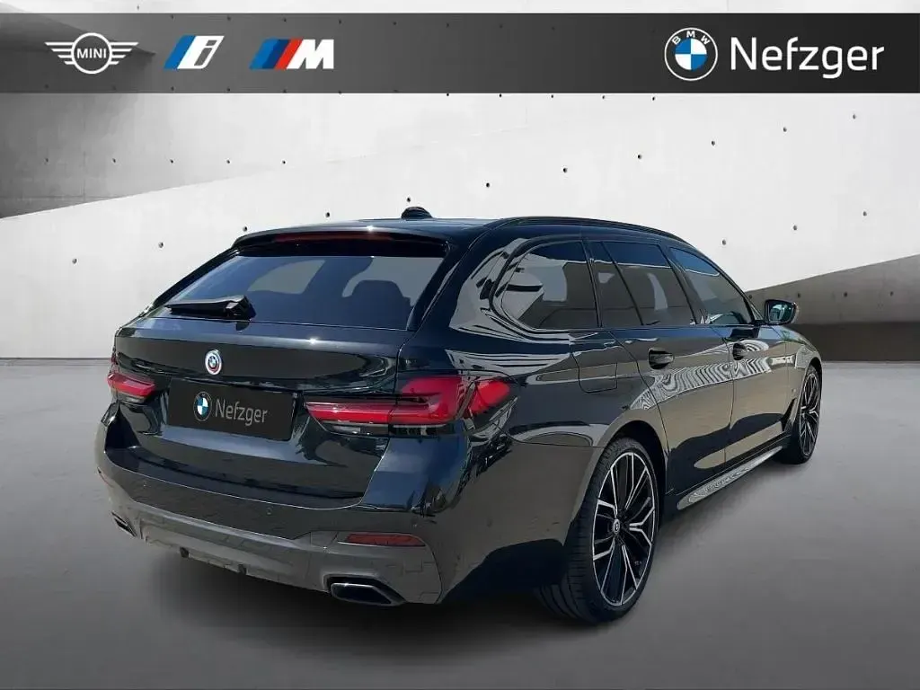 Gebraucht BMW 540 M Sport 340 PS (250 kW) 2023 Schwarz Kombi