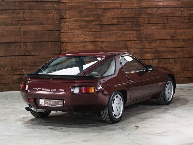 Gebraucht Porsche 928 310 PS (228 kW) 1984 Rubin rot metallic Coupé