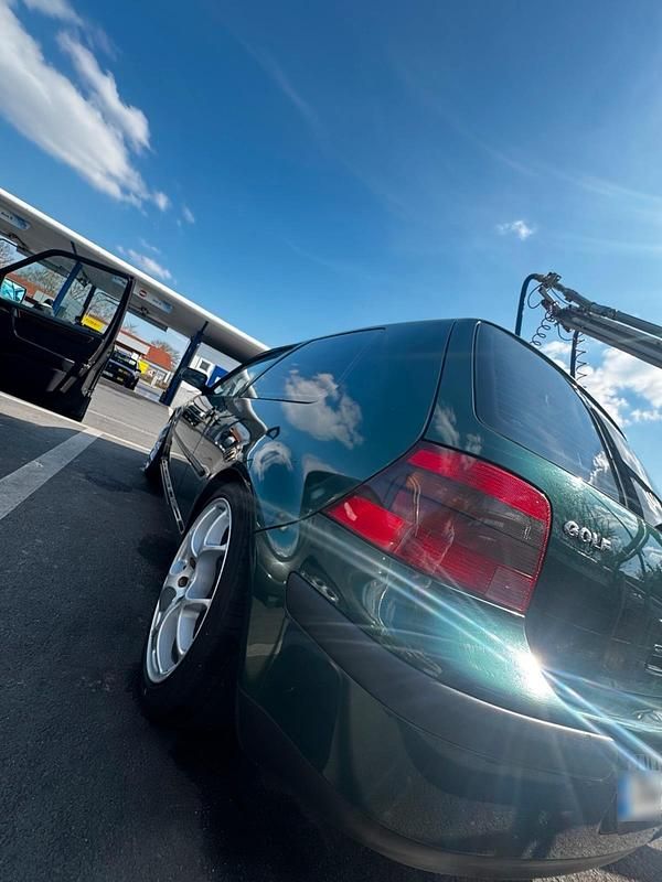 Gebraucht VW Golf 90 PS (66 kW) 2000 Grün Coupé