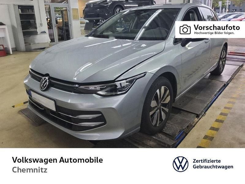 Oyster silver metallic Gebraucht 2025 VW Golf VIII Goal Limousine | 26.790 € (Guter Preis) - Bild 1/4