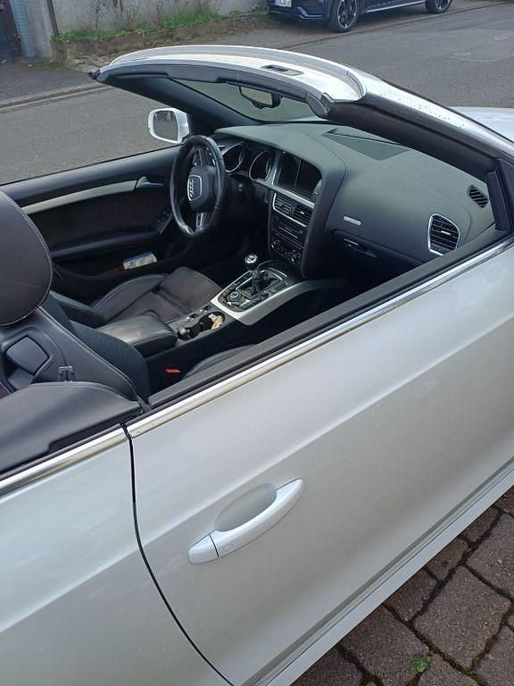 Gebraucht Audi A5 Cabriolet S-Line 170 PS (125 kW) 2011 Weiß Cabrio