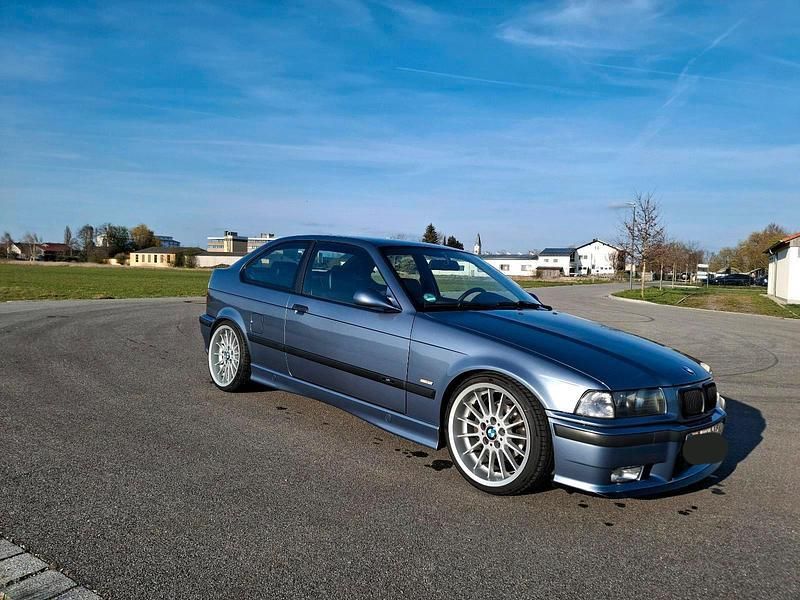 Grau Gebraucht 1998 BMW 323 Compact Sport Line Kleinwagen | 8.999 € (Teuer) - Bild 1/4