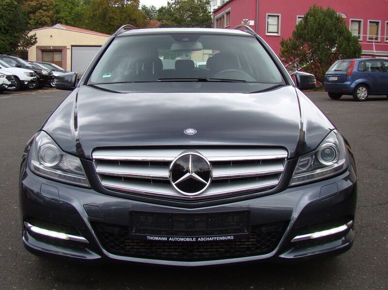 Gebraucht Mercedes C220 170 PS (125 kW) 2013 Grau Limousine
