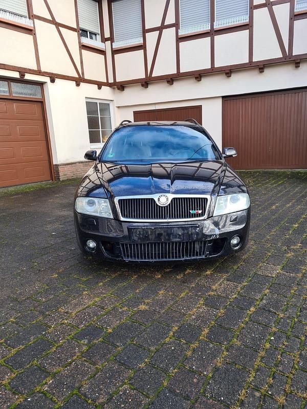 Schwarz Gebraucht 2007 Skoda Octavia vRS Kombi | 1.200 € (Superpreis) - Bild 1/4