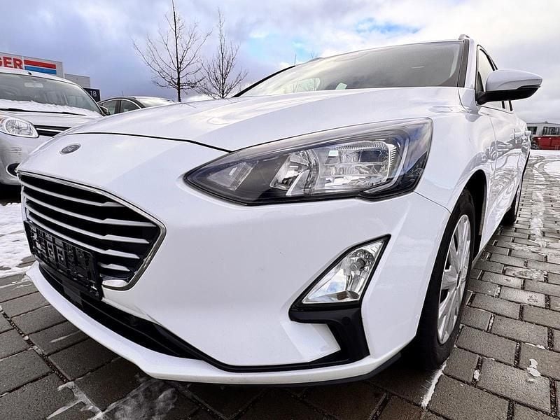 Weiß Gebraucht 2019 Ford Focus Kombi | 6.750 € (Superpreis) - Bild 1/4
