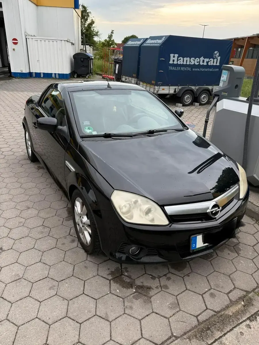 Gebraucht Opel Tigra 90 PS (66 kW) 2006 Schwarz Cabrio