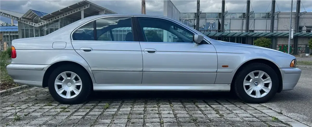 Gebraucht BMW 520 170 PS (125 kW) 2001 Silber Limousine