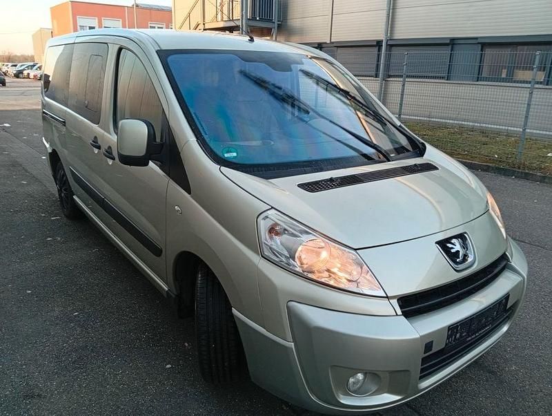 Gebraucht Peugeot TePee 136 PS (100 kW) 2007 Van / Kleinbus