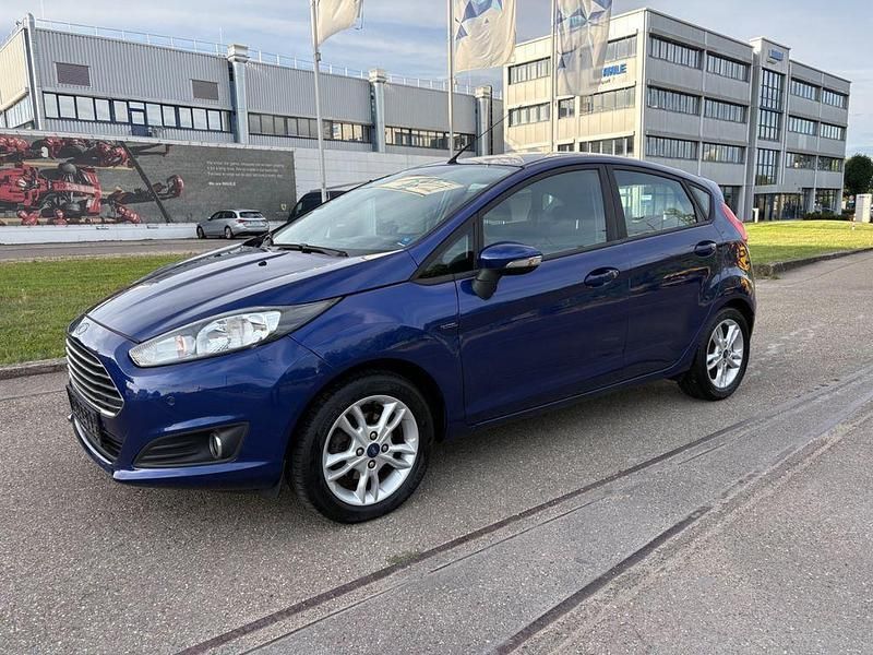 Blau Gebraucht 2015 Ford Fiesta SYNC Edition Kleinwagen | 5.290 € (Superpreis) - Bild 1/4