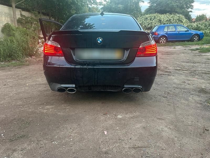 Schwarz Gebraucht 2008 BMW 530 Sport Line Limousine | 7.199 € (Guter Preis) - Bild 1/4