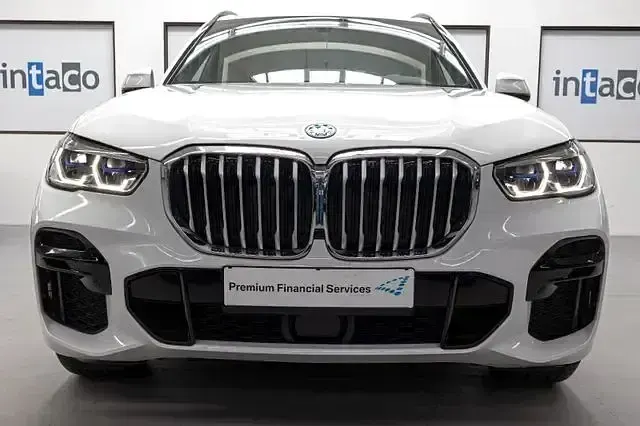 Gebraucht BMW X5 M Sport 394 PS (289 kW) 2022 Alpinweiss iii SUV