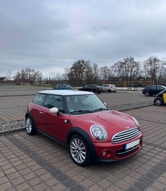 Orange Gebraucht 2011 Mini Cooper D Kleinwagen | 4.000 € (Guter Preis) - Bild 1/4