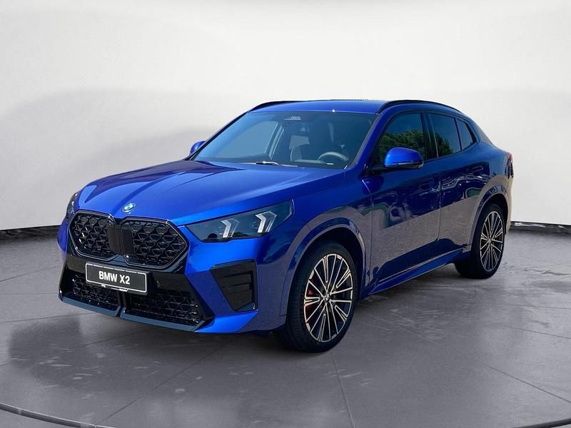 Blau Gebraucht 2025 BMW X2 SUV | 53.000 € - Bild 1/4