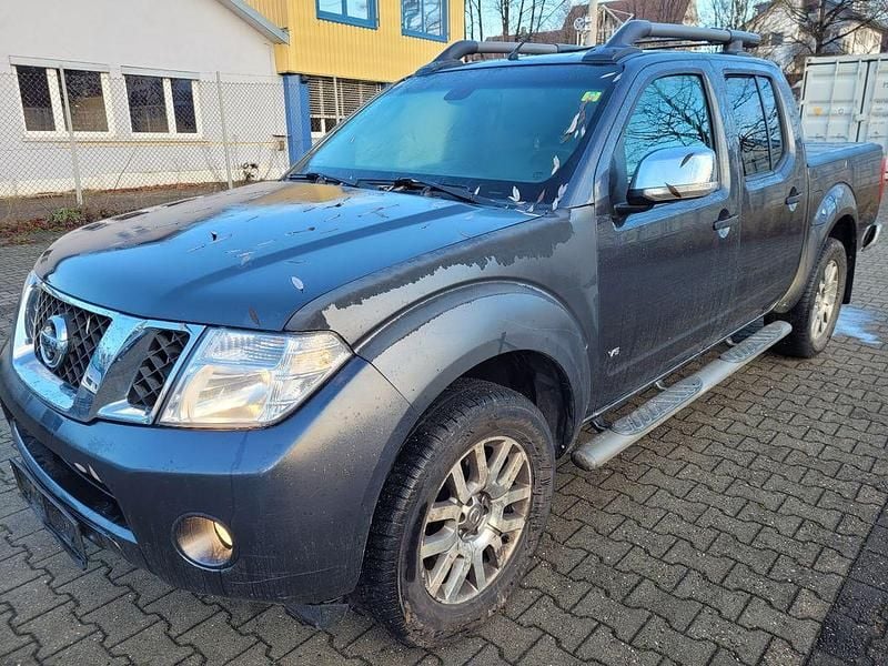 Gebraucht Nissan Navara 231 PS (169 kW) 2013 Grau Pickup