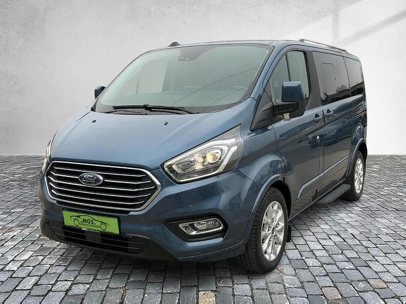 Gebraucht Ford Tourneo Titanium 131 PS (96 kW) 2021 Chromablau met Van / Kleinbus