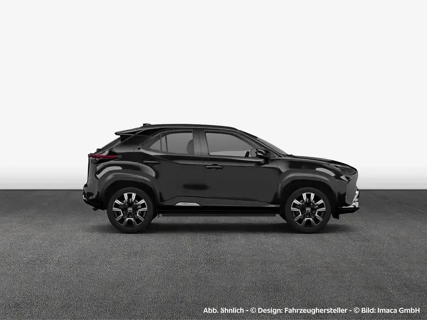 Neu Toyota Yaris Cross 92 PS (67 kW) 2026 Mysticschwarz mica SUV