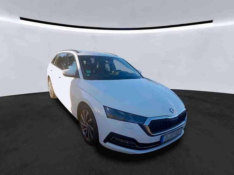 Gebraucht Skoda Octavia First Edition 150 PS (110 kW) 2020 Weiß Kombi