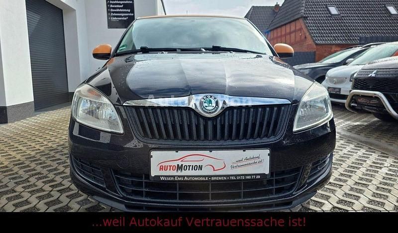 Gebraucht Skoda Fabia Special 60 PS (44 kW) 2011 Cerna magic/black magic Limousine
