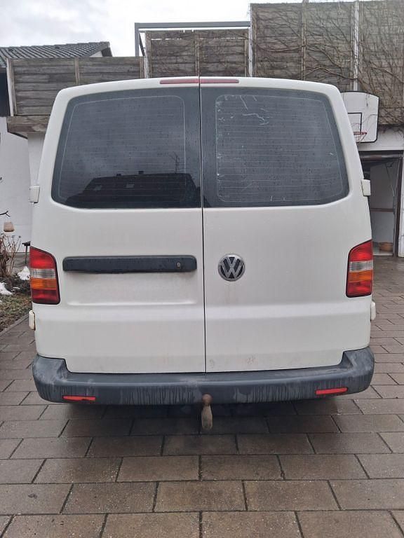 Gebraucht VW Caravelle 131 PS (96 kW) 2007 Weiß Van / Kleinbus