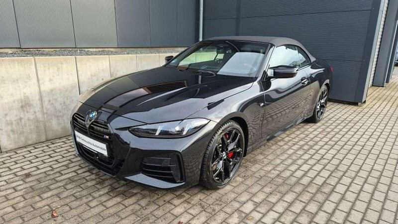 Gebraucht BMW 440 387 PS (284 kW) 2025 Black sapphire metallic Cabrio