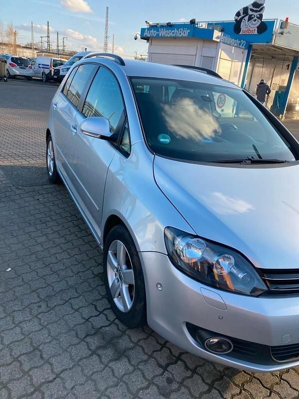 Gebraucht VW Golf VI 105 PS (77 kW) 2010 Grau Kleinwagen