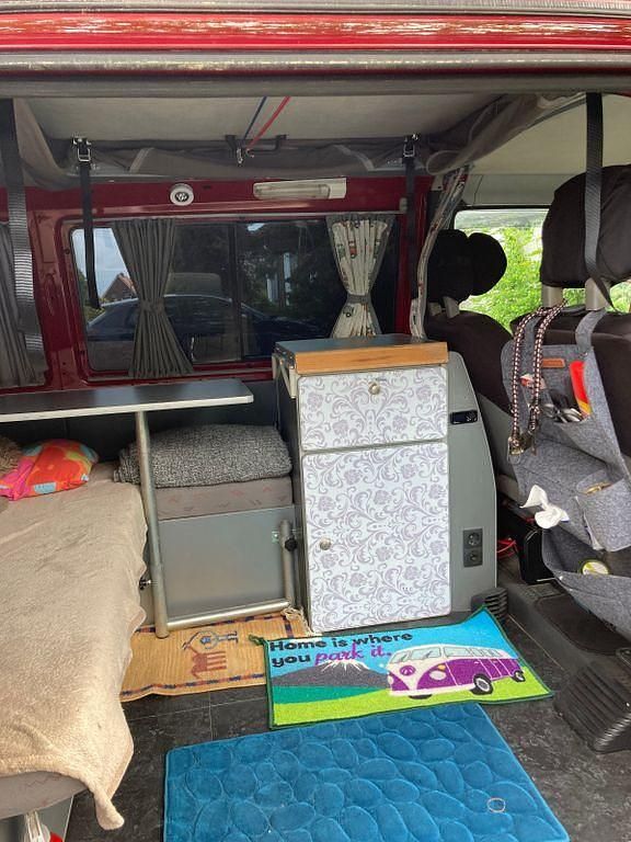 Second-hand VW T4 75 CP (55 kW) 2001 Roșu Van