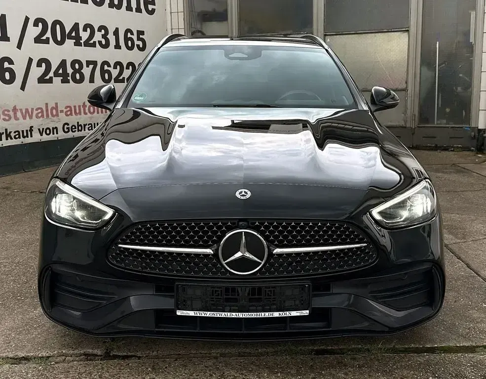 Gebraucht Mercedes 220 AMG line 220 PS (161 kW) 2023 Schwarz Limousine