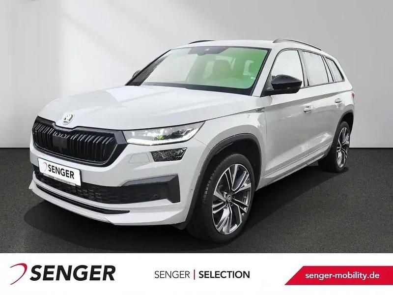 Grau Gebraucht 2023 Skoda Kodiaq SportLine SUV | 41.380 € (Fairer Preis) - Bild 1/1