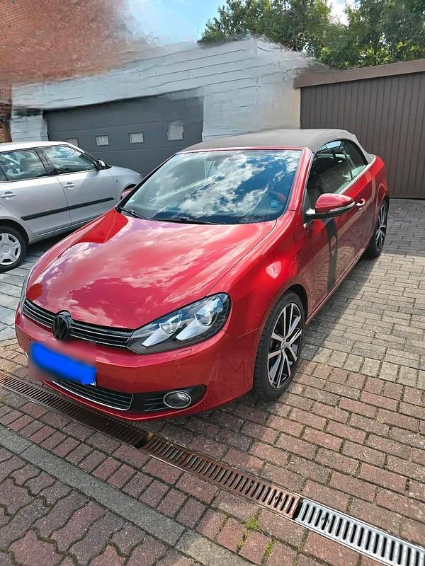 Gebraucht VW Golf Cabriolet 105 PS (77 kW) 2012 Rot Cabrio