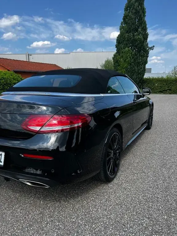 Gebraucht Mercedes C180 Edition 156 PS (114 kW) 2018 Schwarz Cabrio